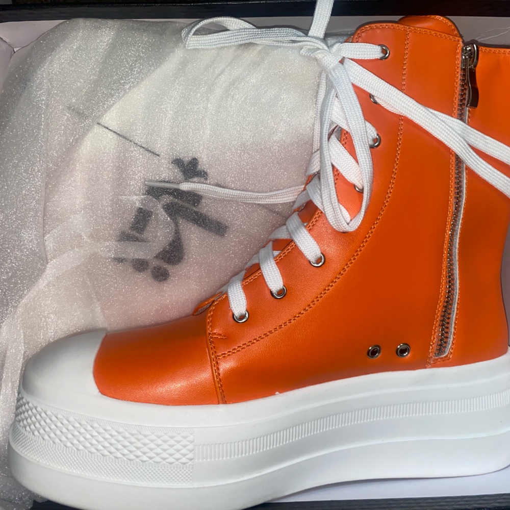 Shane justin shoes